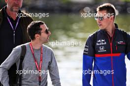 (L to R): Nicolas Todt (FRA) Driver Manager with Daniil Kvyat (RUS) Scuderia Toro Rosso. 07.06.2019. Formula 1 World Championship, Rd 5, Spanish Grand Prix, Barcelona, Spain, Practice Day.