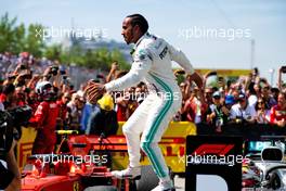 Race winner Lewis Hamilton (GBR) Mercedes AMG F1 W10 celebrates in parc ferme. 09.06.2019. Formula 1 World Championship, Rd 7, Canadian Grand Prix, Montreal, Canada, Race Day.