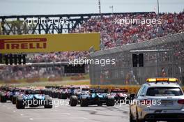 George Russell (GBR) Williams Racing FW42 and Robert Kubica (POL) Williams Racing FW42 at the start of the race. 09.06.2019. Formula 1 World Championship, Rd 7, Canadian Grand Prix, Montreal, Canada, Race Day.