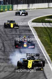 Daniel Ricciardo (AUS) Renault F1 Team RS19 locks up under braking. 09.06.2019. Formula 1 World Championship, Rd 7, Canadian Grand Prix, Montreal, Canada, Race Day.