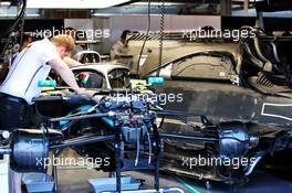 Mercedes AMG F1 mechanics work on the Mercedes AMG F1 W10 of Lewis Hamilton (GBR). 09.06.2019. Formula 1 World Championship, Rd 7, Canadian Grand Prix, Montreal, Canada, Race Day.