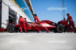 The Ferrari SF90 of Charles Leclerc (MON) is pushed down the pit lane by mechanics. 06.06.2019. Formula 1 World Championship, Rd 7, Canadian Grand Prix, Montreal, Canada, Preparation Day.
