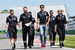 George Russell (GBR) Williams Racing walks the circuit with the team. 06.06.2019. Formula 1 World Championship, Rd 7, Canadian Grand Prix, Montreal, Canada, Preparation Day.