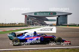Alexander Albon (THA) Scuderia Toro Rosso STR14. 12.04.2019. Formula 1 World Championship, Rd 3, Chinese Grand Prix, Shanghai, China, Practice Day.