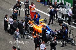 Carlos Sainz Jr (ESP) McLaren MCL34 on the grid. 14.04.2019. Formula 1 World Championship, Rd 3, Chinese Grand Prix, Shanghai, China, Race Day.