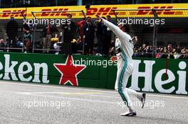 Race winner Lewis Hamilton (GBR) Mercedes AMG F1 celebrates in parc ferme. 14.04.2019. Formula 1 World Championship, Rd 3, Chinese Grand Prix, Shanghai, China, Race Day.