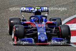 Alexander Albon (THA) Scuderia Toro Rosso STR14. 13.04.2019. Formula 1 World Championship, Rd 3, Chinese Grand Prix, Shanghai, China, Qualifying Day.