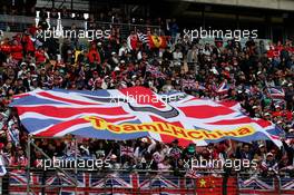 Lewis Hamilton (GBR) Mercedes AMG F1 fans in the grandstand. 14.04.2019. Formula 1 World Championship, Rd 3, Chinese Grand Prix, Shanghai, China, Race Day.