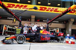 (L to R): Pierre Gasly (FRA) Red Bull Racing; Christian Horner (GBR) Red Bull Racing Team Principal; and Max Verstappen (NLD) Red Bull Racing, celebrate 1000 F1 races with Esso and Mobil.  11.04.2019. Formula 1 World Championship, Rd 3, Chinese Grand Prix, Shanghai, China, Preparation Day.