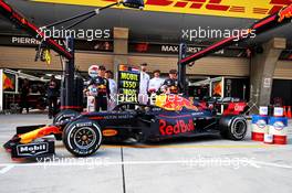 (L to R): Pierre Gasly (FRA) Red Bull Racing and Max Verstappen (NLD) Red Bull Racing, celebrate 1000 F1 races with Esso and Mobil.  11.04.2019. Formula 1 World Championship, Rd 3, Chinese Grand Prix, Shanghai, China, Preparation Day.