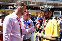 (L to R): Jenson Button (GBR) Sky Sports F1 Presenter with Martin Brundle (GBR) Sky Sports Commentator and Neymar (BRA) Football Player, on the grid. 12.05.2019. Formula 1 World Championship, Rd 5, Spanish Grand Prix, Barcelona, Spain, Race Day.