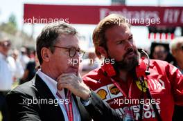 (L to R): Louis Camilleri (ITA) Ferrari Chief Executive Officer and Gino Rosato (CDN) Ferrari on the grid. 12.05.2019. Formula 1 World Championship, Rd 5, Spanish Grand Prix, Barcelona, Spain, Race Day.