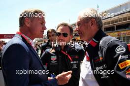 (L to R): David Coulthard (GBR) Red Bull Racing and Scuderia Toro Advisor / Channel 4 F1 Commentator with Christian Horner (GBR) Red Bull Racing Team Principal and Dr Helmut Marko (AUT) Red Bull Motorsport Consultant on the grid. 12.05.2019. Formula 1 World Championship, Rd 5, Spanish Grand Prix, Barcelona, Spain, Race Day.