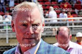Sean Bratches (USA) Formula 1 Managing Director, Commercial Operations, on the grid. 12.05.2019. Formula 1 World Championship, Rd 5, Spanish Grand Prix, Barcelona, Spain, Race Day.