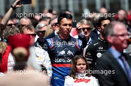 Alexander Albon (THA) Scuderia Toro Rosso as the grid observes the national anthem. 12.05.2019. Formula 1 World Championship, Rd 5, Spanish Grand Prix, Barcelona, Spain, Race Day.