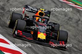 Pierre Gasly (FRA) Red Bull Racing RB15. 11.05.2019. Formula 1 World Championship, Rd 5, Spanish Grand Prix, Barcelona, Spain, Qualifying Day.