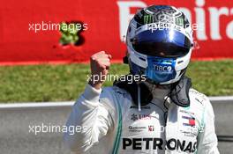 Valtteri Bottas (FIN) Mercedes AMG F1 celebrates his pole position in qualifying parc ferme. 11.05.2019. Formula 1 World Championship, Rd 5, Spanish Grand Prix, Barcelona, Spain, Qualifying Day.