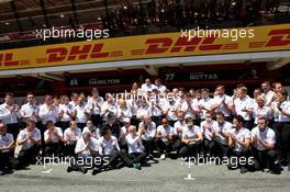 The Mercedes AMG F1 team celebrate the last Grand Prix for Dr. Dieter Zetsche (GER) as Daimler AG CEO. 12.05.2019. Formula 1 World Championship, Rd 5, Spanish Grand Prix, Barcelona, Spain, Race Day.