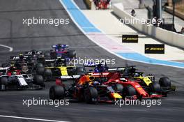 Pierre Gasly (FRA) Red Bull Racing RB15 at the start of the race. 23.06.2019. Formula 1 World Championship, Rd 8, French Grand Prix, Paul Ricard, France, Race Day.