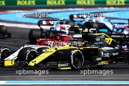 Nico Hulkenberg (GER) Renault F1 Team RS19 at the start of the race. 23.06.2019. Formula 1 World Championship, Rd 8, French Grand Prix, Paul Ricard, France, Race Day.