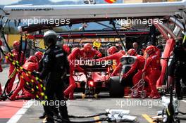 Sebastian Vettel (GER) Ferrari SF90 makes a pit stop. 23.06.2019. Formula 1 World Championship, Rd 8, French Grand Prix, Paul Ricard, France, Race Day.