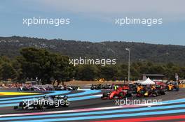 Valtteri Bottas (FIN) Mercedes AMG F1 W10 at the start of the race. 23.06.2019. Formula 1 World Championship, Rd 8, French Grand Prix, Paul Ricard, France, Race Day.