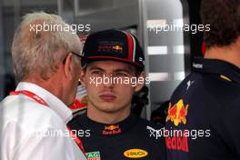 (L to R): Dr Helmut Marko (AUT) Red Bull Motorsport Consultant with Max Verstappen (NLD) Red Bull Racing.