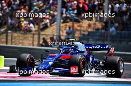 Alexander Albon (THA) Scuderia Toro Rosso STR14. 22.06.2019. Formula 1 World Championship, Rd 8, French Grand Prix, Paul Ricard, France, Qualifying Day.