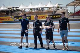 Nicholas Latifi (CDN) Williams Racing Test and Development Driver and George Russell (GBR) Williams Racing walk the circuit with the team. 20.06.2019. Formula 1 World Championship, Rd 8, French Grand Prix, Paul Ricard, France, Preparation Day.