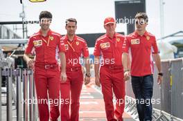 Charles Leclerc (MON) Ferrari walks the circuit with the team. 20.06.2019. Formula 1 World Championship, Rd 8, French Grand Prix, Paul Ricard, France, Preparation Day.