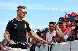 Nico Hulkenberg (GER) Renault F1 Team with fans. 20.06.2019. Formula 1 World Championship, Rd 8, French Grand Prix, Paul Ricard, France, Preparation Day.