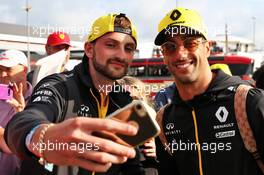 Daniel Ricciardo (AUS) Renault F1 Team with fans. 12.07.2019. Formula 1 World Championship, Rd 10, British Grand Prix, Silverstone, England, Practice Day.