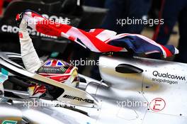 Race winner Lewis Hamilton (GBR) Mercedes AMG F1 W10 celebrates in parc ferme. 14.07.2019. Formula 1 World Championship, Rd 10, British Grand Prix, Silverstone, England, Race Day.