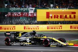 Daniel Ricciardo (AUS) Renault F1 Team RS19. 13.07.2019. Formula 1 World Championship, Rd 10, British Grand Prix, Silverstone, England, Qualifying Day.