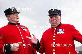 Chelsea Pensioners with Williams Racing. 11.07.2019. Formula 1 World Championship, Rd 10, British Grand Prix, Silverstone, England, Preparation Day.