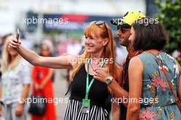 Daniel Ricciardo (AUS) Renault F1 Team with fans. 27.07.2019. Formula 1 World Championship, Rd 11, German Grand Prix, Hockenheim, Germany, Qualifying Day.