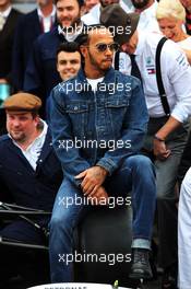 Lewis Hamilton (GBR) Mercedes AMG F1 and the team wear vintage clothing to celebrate 125 years in motorsport. 28.07.2019. Formula 1 World Championship, Rd 11, German Grand Prix, Hockenheim, Germany, Race Day.