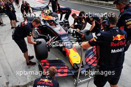 Pierre Gasly (FRA) Red Bull Racing RB15 in the pits. 03.08.2019. Formula 1 World Championship, Rd 12, Hungarian Grand Prix, Budapest, Hungary, Qualifying Day.