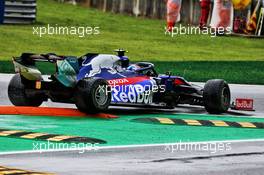 Pierre Gasly (FRA) Scuderia Toro Rosso STR14 spins in the first practice session. 06.09.2019. Formula 1 World Championship, Rd 14, Italian Grand Prix, Monza, Italy, Practice Day.