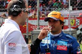 Carlos Sainz Jr (ESP) McLaren on the grid. 08.09.2019. Formula 1 World Championship, Rd 14, Italian Grand Prix, Monza, Italy, Race Day.