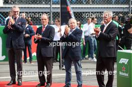 Jean Todt (FRA) FIA President and Chase Carey (USA) Formula One Group Chairman. 08.09.2019. Formula 1 World Championship, Rd 14, Italian Grand Prix, Monza, Italy, Race Day.