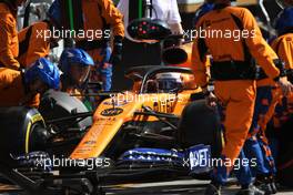 Carlos Sainz Jr (ESP), McLaren F1 Team during pitstop  08.09.2019. Formula 1 World Championship, Rd 14, Italian Grand Prix, Monza, Italy, Race Day.