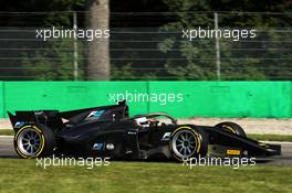 Jean Alesi (FRA) demonstrates the 2020 Pirelli 18 Inch F1 tyre on an F2 Car. 07.09.2019. Formula 1 World Championship, Rd 14, Italian Grand Prix, Monza, Italy, Qualifying Day.