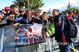 Alexander Albon (THA) Red Bull Racing with fans. 08.09.2019. Formula 1 World Championship, Rd 14, Italian Grand Prix, Monza, Italy, Race Day.