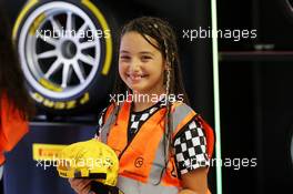 Grid kids on the drivers parade - Renault F1 Team. 08.09.2019. Formula 1 World Championship, Rd 14, Italian Grand Prix, Monza, Italy, Race Day.