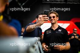 Romain Grosjean (FRA) Haas F1 Team with fans. 05.09.2019. Formula 1 World Championship, Rd 14, Italian Grand Prix, Monza, Italy, Preparation Day.