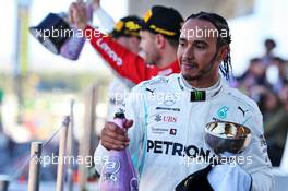 Lewis Hamilton (GBR) Mercedes AMG F1 celebrates his third position on the podium. 13.10.2019. Formula 1 World Championship, Rd 17, Japanese Grand Prix, Suzuka, Japan, Sunday.