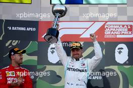 1st place Valtteri Bottas (FIN) Mercedes AMG F1 W10 and 2nd place Sebastian Vettel (GER) Ferrari SF90. 13.10.2019. Formula 1 World Championship, Rd 17, Japanese Grand Prix, Suzuka, Japan, Race Day.