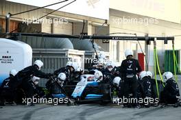 George Russell (GBR) Williams Racing FW42 pit stop. 13.10.2019. Formula 1 World Championship, Rd 17, Japanese Grand Prix, Suzuka, Japan, Race Day.