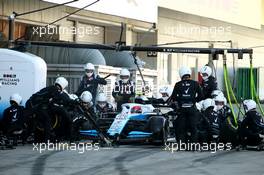Robert Kubica (POL) Williams Racing FW42 pit stop. 13.10.2019. Formula 1 World Championship, Rd 17, Japanese Grand Prix, Suzuka, Japan, Race Day.
